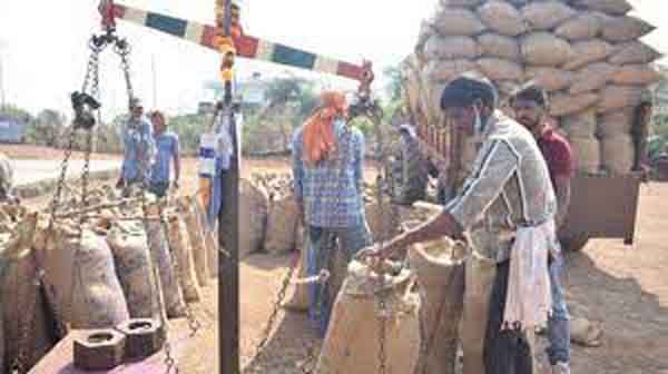 छत्तीसगढ़ में धान खरीदी का रिकार्ड टूटा, राज्य में समर्थन मूल्य पर खरीदा गया 97.97 लाख मीट्रिक टन धान छत्तीसगढ़ में धान खरीदी का रिकार्ड टूटा