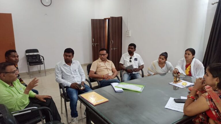 हितग्राहियों के हित में निर्णय साॅफ्टवेयर में संशोधन कराने राशनकार्ड पर पोस्टल एड्रेस नए वार्ड के हिसाब से दर्ज करने नगर पालिक निगम जल्द ही सूडा को पत्र लिखेगा।