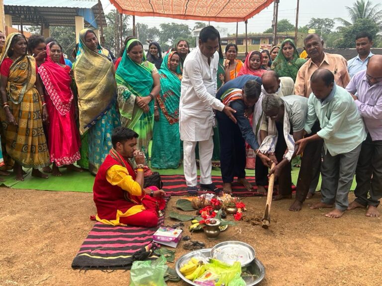 दुर्ग जिला – भिलाई चरोदा निगम में विकास कार्यो का महापौर निर्मल कोसरे ने किया भूमिपूजन…
