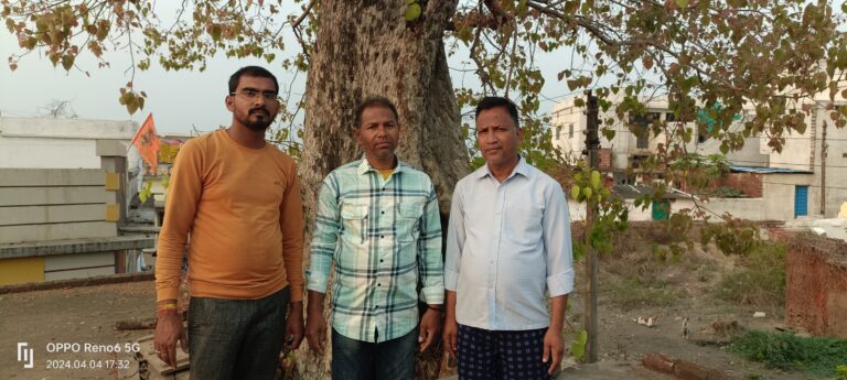 दुर्ग ग्रामीण विधायक ललित चंद्राकर के द्वारा इन चार महीनों में अपने क्षेत्र ग्राम पंचायत चंदखुरी में लोगों कि समस्याओं को सुलझाना दूर कि बात पुछपरख भी नहीं पढ़िए पूरी खबर…