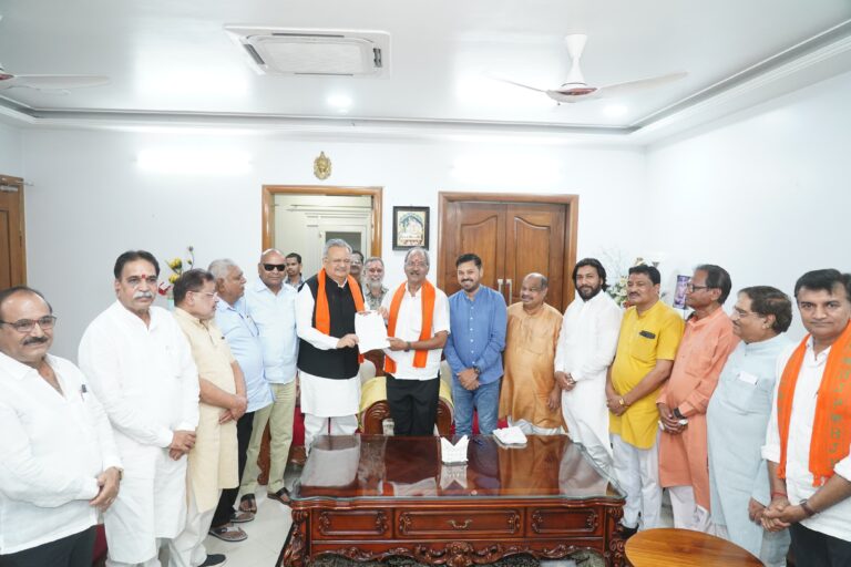 रायपुर – बृजमोहन अग्रवाल ने विधायक पद से इस्तीफा दिया, विधानसभा अध्यक्ष रमन सिंह को इस्तीफा सौंपते हुए क्या कहा पढ़िए पूरी खबर…