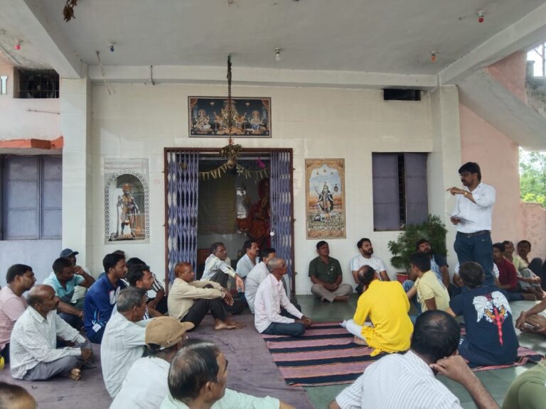 दुर्ग शहर पोटिया कला वार्डवासियों और पार्षद मिलकर क्षेत्र कि प्रमुख मांगों और समस्याओं को लेकर जिम्मेदार नेताओं एवं जिला प्रशासन को ज्ञापन सौंपते हुए आंदोलन को लेकर क्या कहा पढ़िए पूरी खबर…