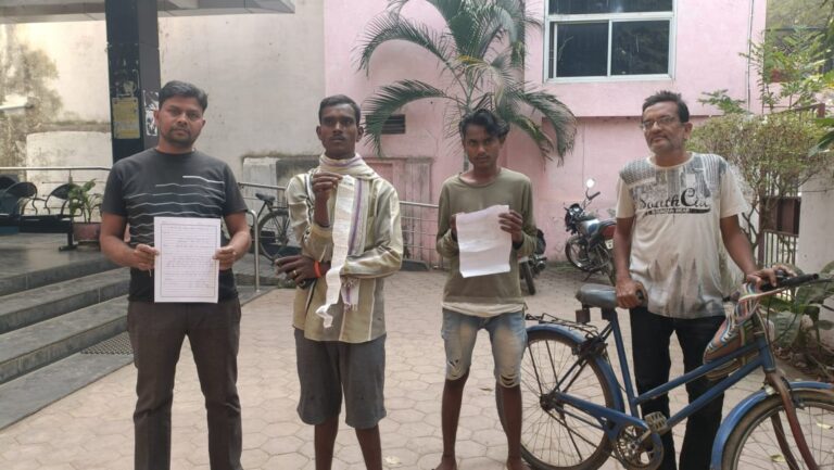 दुर्ग जिला – बढ़ते बिजली बिल और महंगाई से लोग परेशान शिकायत करने पहुंचे बिजली आफिस नागरिकों ने भाजपा सरकार पर जमकर भड़ास निकालते हुए 1000 रुपए को लेकर क्या कहां पढ़िए पूरी खबर…