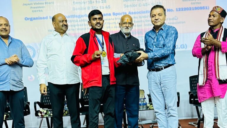 राज्य स्तरीय योगासन चैंपियनशिप रायगढ़ में दुर्ग ज़िले के पंकज यादव ने जीता स्वर्ण पदक पढ़िए पूरी खबर…